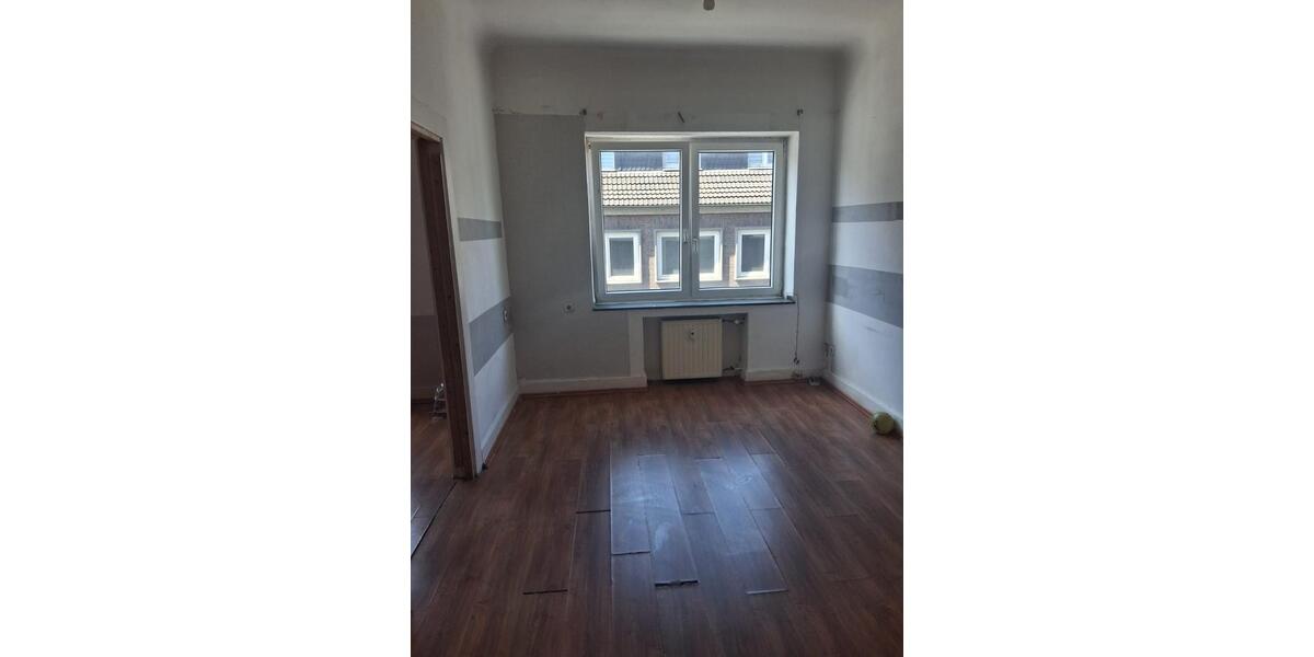 Etagenwohnung Gelsenkirchen - 5 Zimmer, 100 m&sup2;, 700&euro; | Angebot:26546029