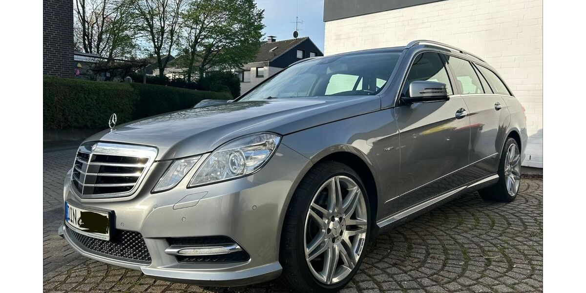 Mercedes-Benz E 350 207.000 km 14.700 &euro; Dinslaken 46535