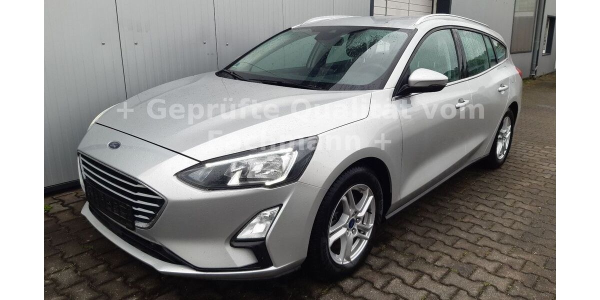 Ford Focus 54.099 km 15.599 &euro; Dorsten 46282