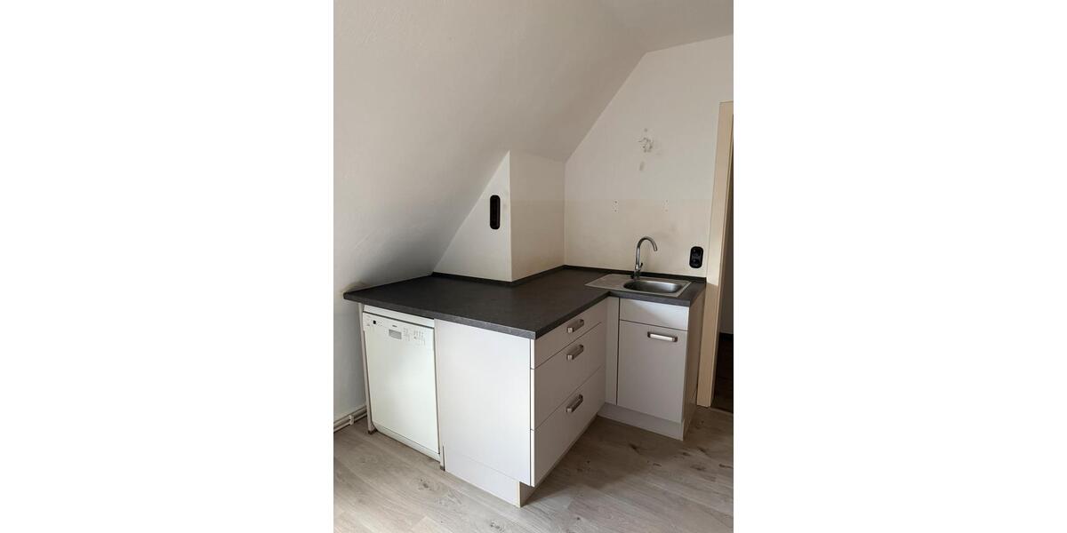 Dachgeschoßwohnung Heiligenhaus - 2 Zimmer, 50 m&sup2;, 450&euro; | Angebot:25882194