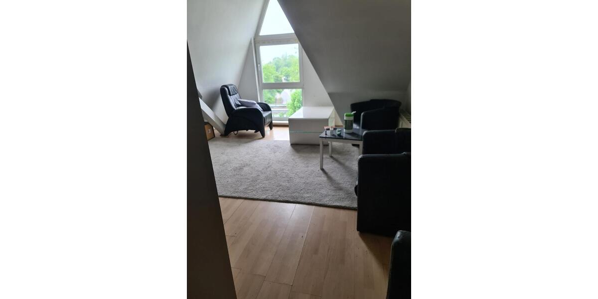 Dachgeschoßwohnung Oberhausen Osterfeld - 2 Zimmer, 45 m&sup2;, 395&euro; | Angebot:26524911