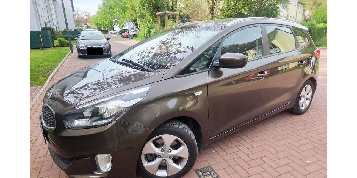Kia Carens 56.500 km 7.100 &euro; Bottrop, Stadt 46240