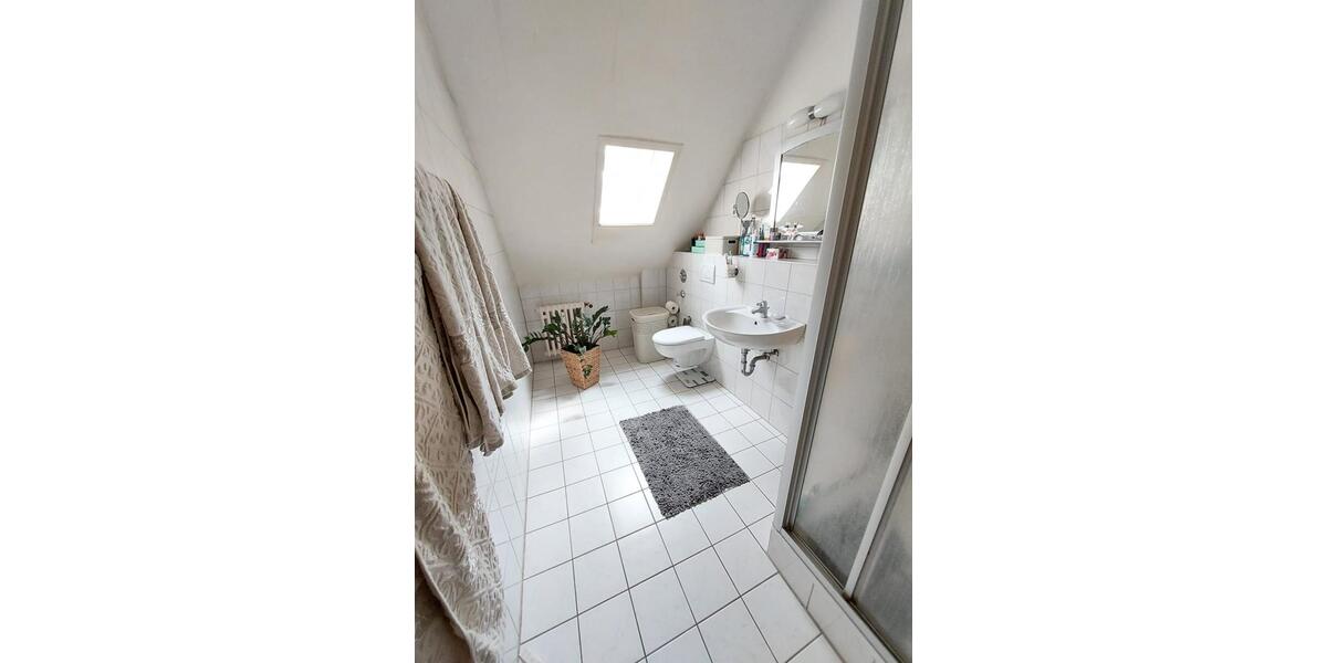 Etagenwohnung Duisburg Mittelmeiderich - 3 Zimmer, 72 m&sup2;, 540&euro; | Angebot:26646005