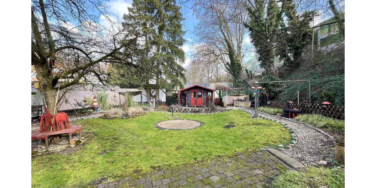 Einfamilienhaus Duisburg Beeck - 5 Zimmer, 126 m&sup2;, 295.000&euro; | Angebot:25688688