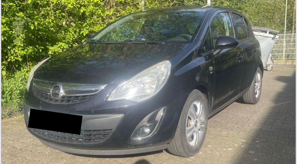 Opel Corsa 157.000 km 2.390 &euro; Essen 45329