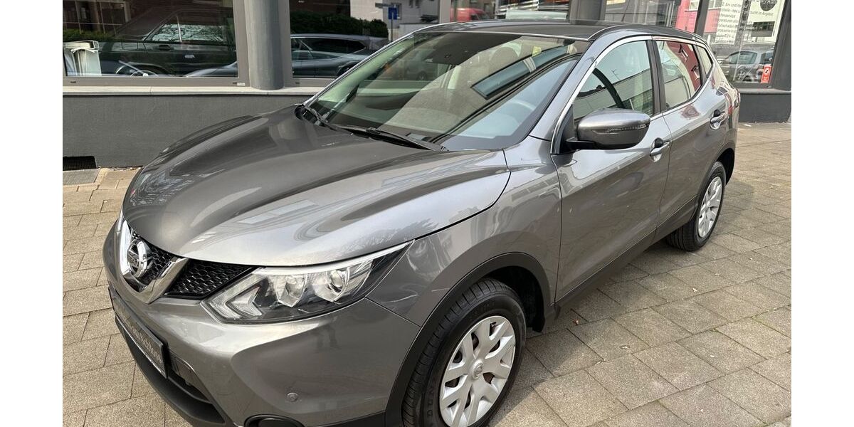 Nissan Qashqai 34.101 km 11.450 &euro; Gelsenkirchen 45899