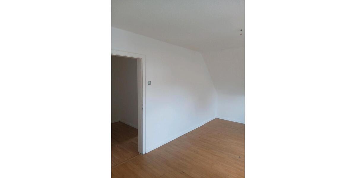 Dachgeschoßwohnung Gladbeck Brauck - 3 Zimmer, 62 m&sup2;, 420&euro; | Angebot:25960234