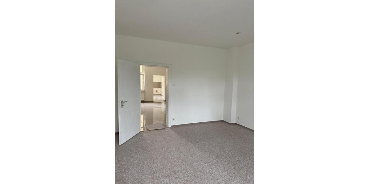 Etagenwohnung Essen Stadtbezirk VII - 2 Zimmer, 60 m&sup2;, 700&euro; | Angebot:25947653