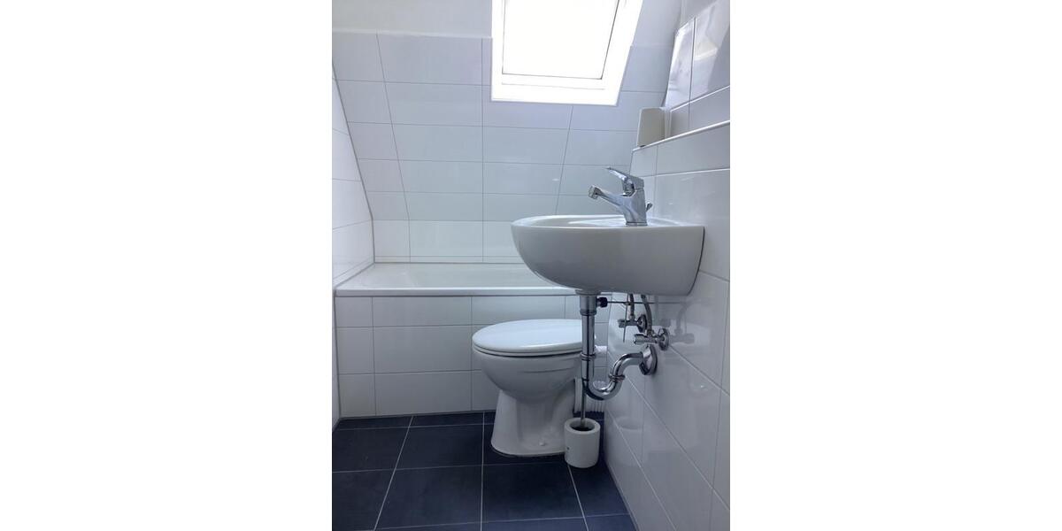 Dachgeschoßwohnung Oberhausen Alsfeld - 1 Zimmer, 38 m&sup2;, 399&euro; | Angebot:26365959