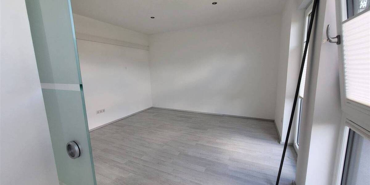 Mehrfamilienhaus, Wohnhaus Duisburg Aldenrade - 8 Zimmer, 268 m&sup2;, 885.000&euro; | Angebot:25678554