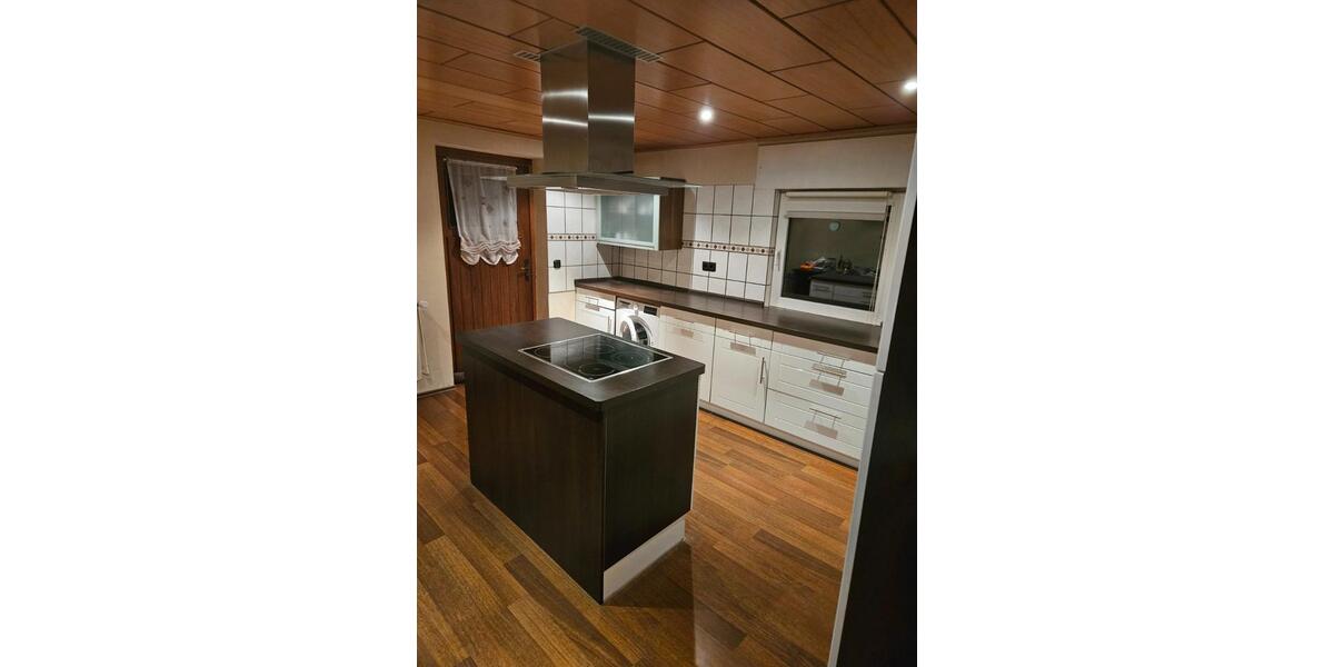 Einfamilienhaus Duisburg Rheinhausen - 10 Zimmer, 160 m&sup2;, 340.000&euro; | Angebot:24853905