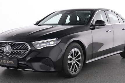 Mercedes-Benz E 220 13.998 km 49.445 &euro; Essen 45309