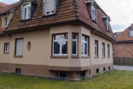 Haus Dinslaken Lohberg - 11 Zimmer, 205 m&sup2;, 399.000&euro; | Angebot:26123521