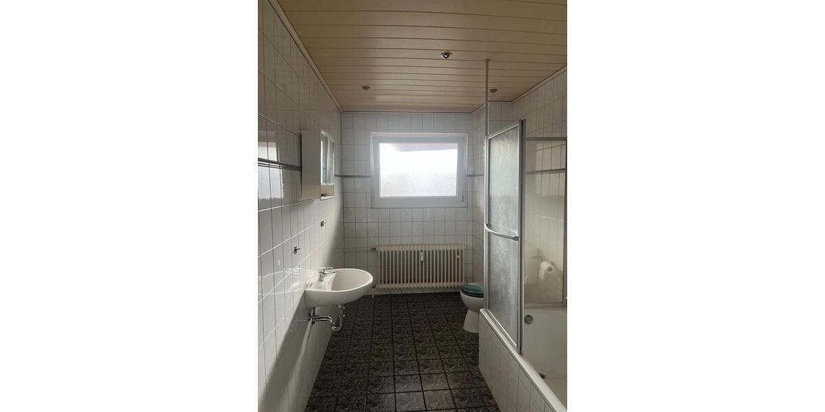 Etagenwohnung Hünxe - 1 Zimmer, 74 m&sup2;, 710&euro; | Angebot:26242004