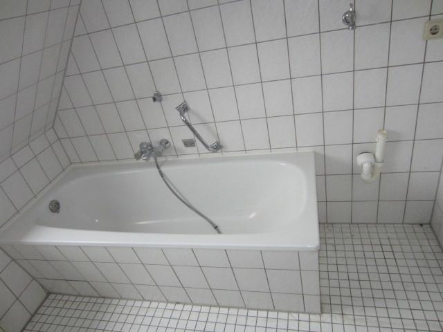 Dachgeschoßwohnung Herten Bertlich - 4.5 Zimmer, 77 m&sup2;, 372&euro; | Angebot:24081275