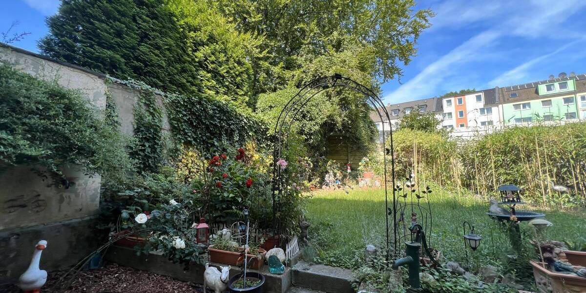 Mehrfamilienhaus, Wohnhaus Essen Südostviertel - 1 Zimmer, 2.995.000&euro; | Angebot:26658332
