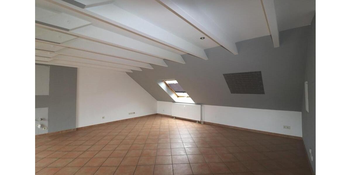 Dachgeschoßwohnung Duisburg Essenberg - 2 Zimmer, 65 m&sup2;, 450&euro; | Angebot:26111465