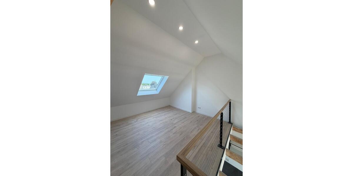 Dachgeschoßwohnung Dorsten Alt-Wulfen - 2.5 Zimmer, 66 m&sup2;, 885&euro; | Angebot:26690636