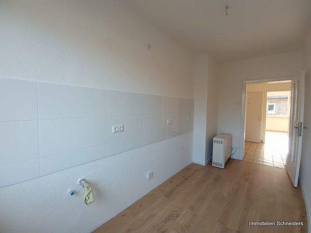 Etagenwohnung Duisburg Untermeiderich - 2 Zimmer, 61 m&sup2;, 500&euro; | Angebot:26106534