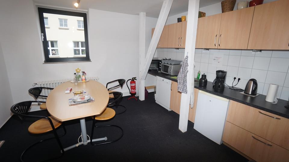 Gewerbeobjekt Moers - 2.400&euro; | Angebot:19599829