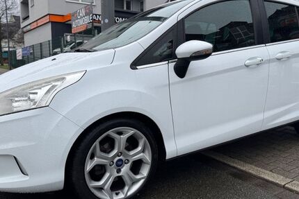 Ford B-Max 147.481 km 7.300 &euro; Gelsenkirchen 45899
