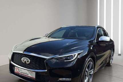 INFINITI Q30 100.000 km 15.990 &euro; Oberhausen 46045