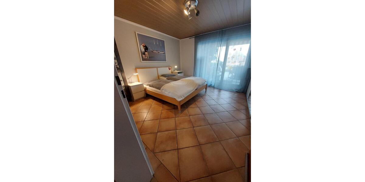 Reihenhaus Hünxe - 6.5 Zimmer, 250 m&sup2;, 2.200&euro; | Angebot:25129233