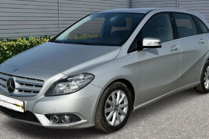 Mercedes-Benz B 180 121.464 km 9.200 &euro; Essen 45356