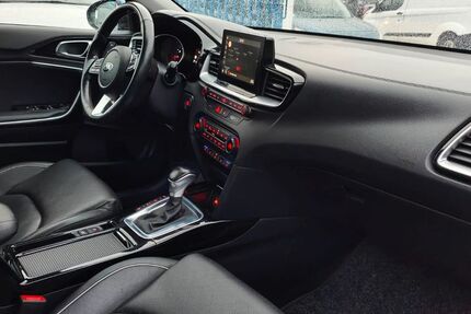 Kia ceed / Ceed 130.000 km 11.990 &euro; Hünxe 46569