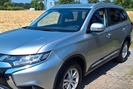 Mitsubishi Outlander 83.500 km 14.900 &euro; Dinslaken 46535