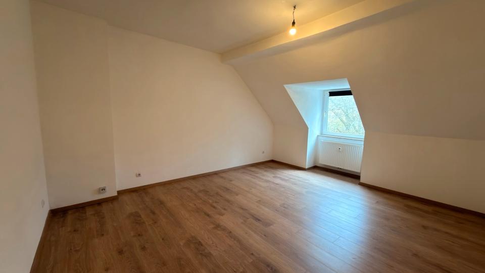 Dachgeschoßwohnung Gladbeck - 2 Zimmer, 69 m&sup2;, 850&euro; | Angebot:25984838