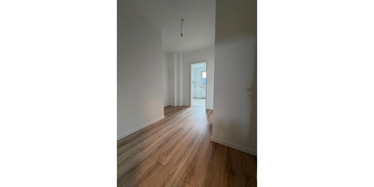 Erdgeschoßwohnung Duisburg Mittelmeiderich - 1.5 Zimmer, 50 m&sup2;, 700&euro; | Angebot:26150951