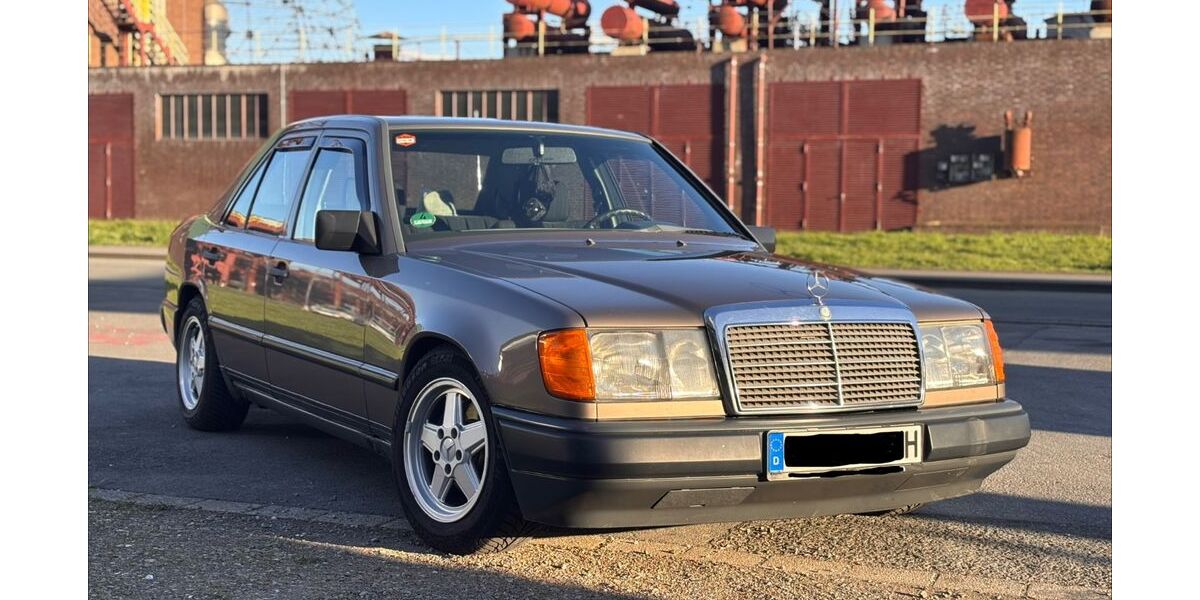 Mercedes-Benz E 230 280.000 km 3.500 &euro; Essen 45134