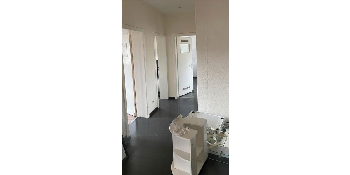 Etagenwohnung Gelsenkirchen Gelsenkirchen-Mitte - 3 Zimmer, 85 m&sup2;, 600&euro; | Angebot:26034970