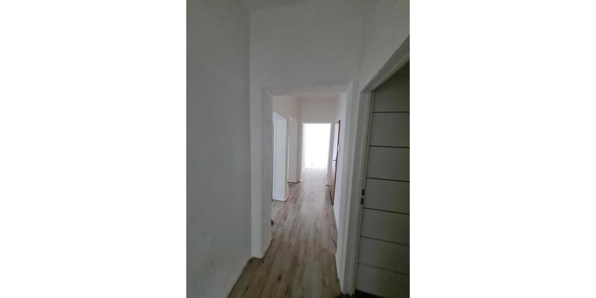 Etagenwohnung Herne Sodingen - 1 Zimmer, 102 m&sup2;, 800&euro; | Angebot:24497126