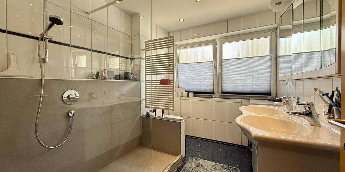 Doppelhaushälfte Gladbeck Rentfort-Nord - 4 Zimmer, 153 m&sup2;, 585.000&euro; | Angebot:26053442