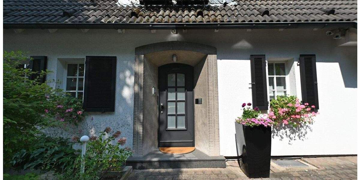 Einfamilienhaus Essen Werden - 6 Zimmer, 242 m&sup2;, 1.350.000&euro; | Angebot:25663253