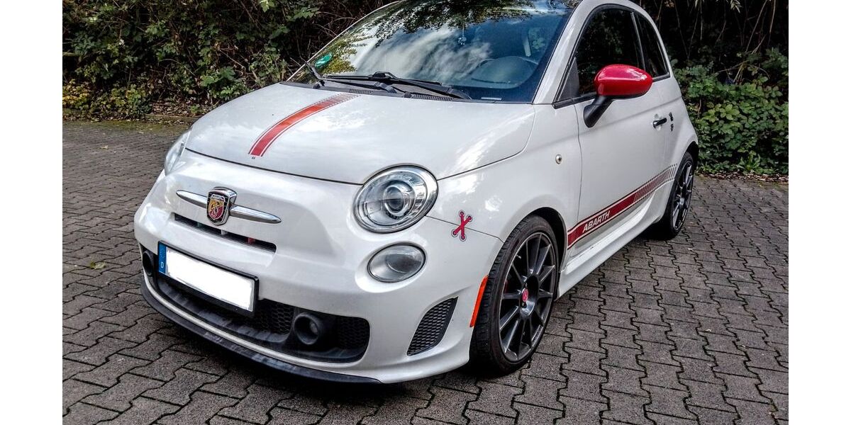 Abarth 595C 74.000 km 14.900 &euro; Gelsenkirchen 45884