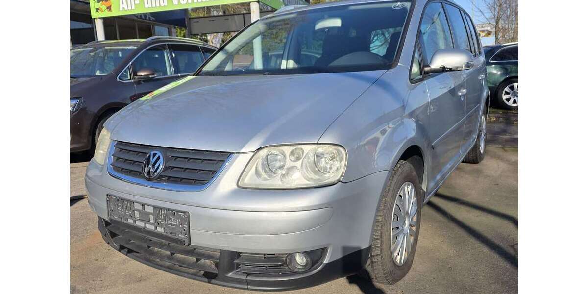 VW Touran 199.900 km 3.700 &euro; Duisburg 47167