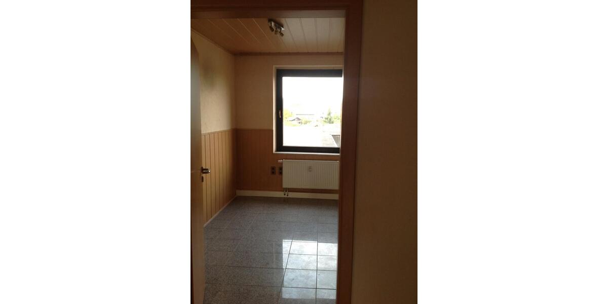 Etagenwohnung Moers Rheinkamp - 3.5 Zimmer, 68 m&sup2;, 700&euro; | Angebot:25894262