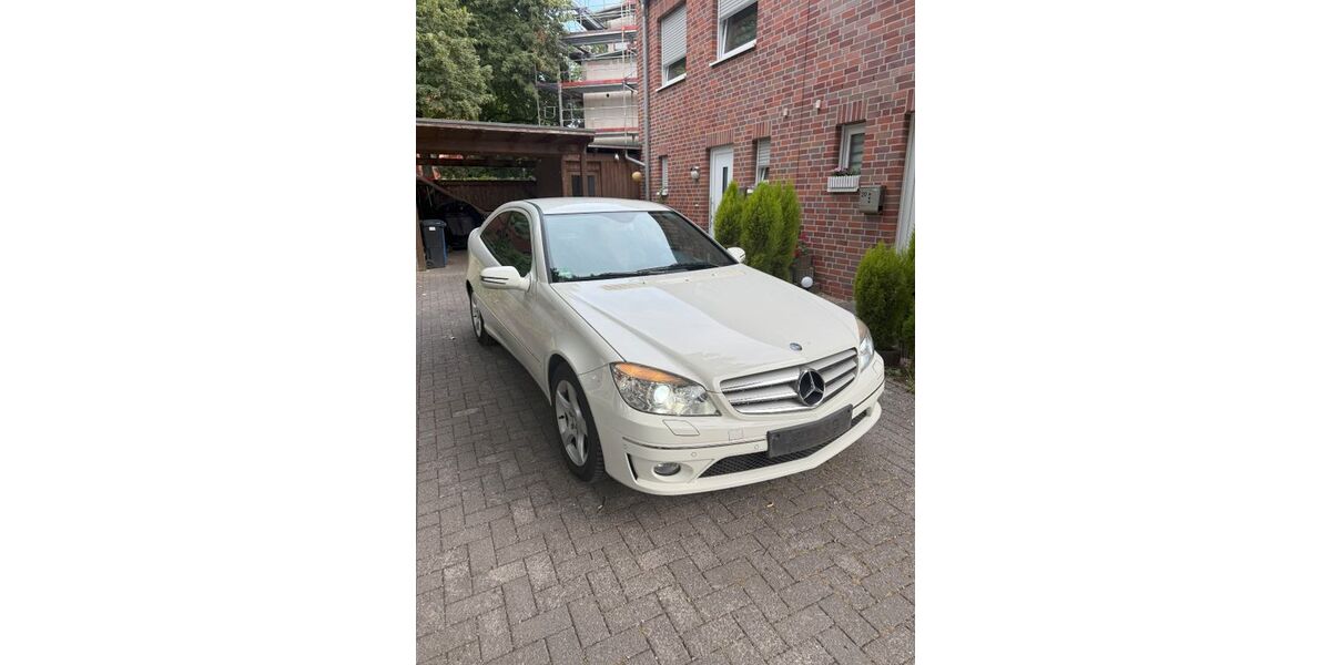 Mercedes-Benz CLC 180 76.234 km 7.850 &euro; Essen 45356