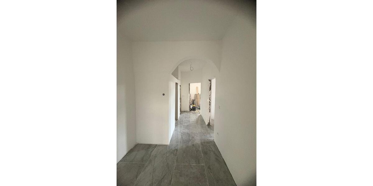 Etagenwohnung Duisburg Hamborn - 4 Zimmer, 118 m&sup2;, 900&euro; | Angebot:25782646