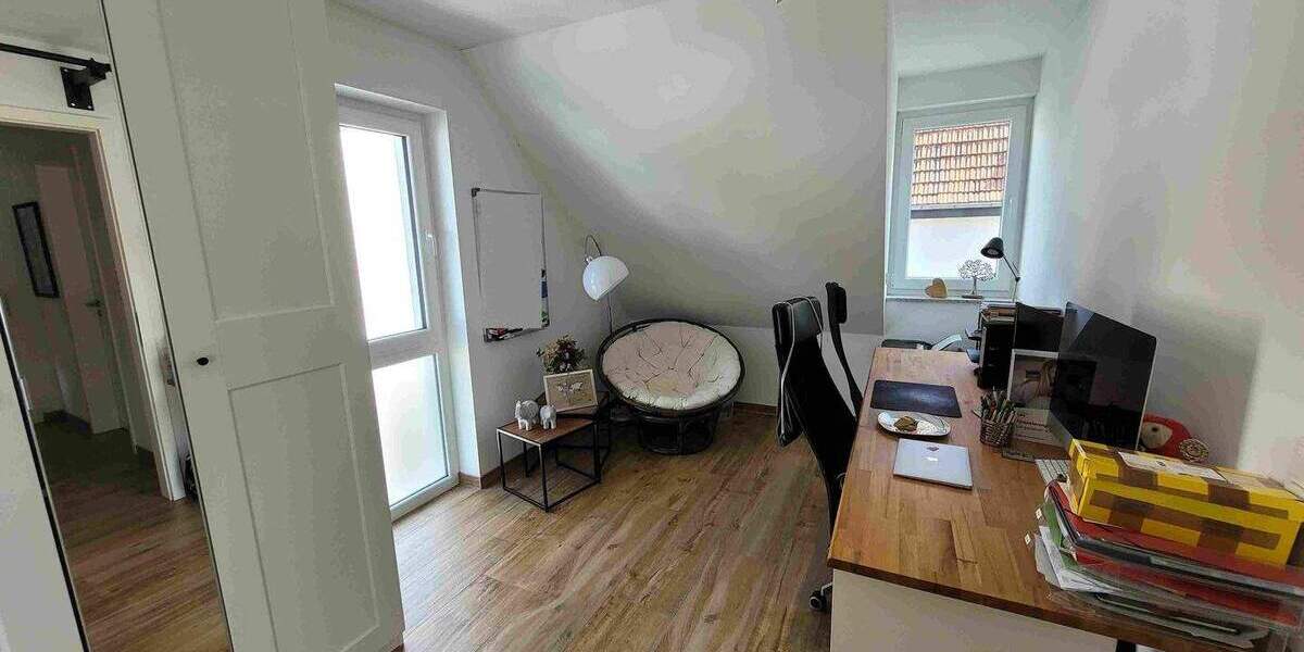 Etagenwohnung Rheinberg - 2 Zimmer, 75 m&sup2;, 900&euro; | Angebot:26684128