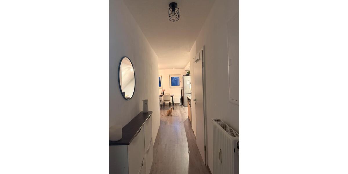 Dachgeschoßwohnung Duisburg Hochheide - 2 Zimmer, 40 m&sup2;, 532&euro; | Angebot:25753647