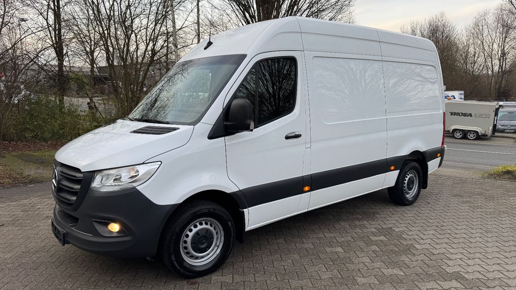 Mercedes-Benz Sprinter 212.000 km 22.900 &euro; Mülheim an der Ruhr 45472