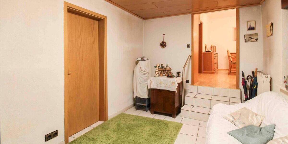 Mehrfamilienhaus, Wohnhaus Bochum Laer - 6 Zimmer, 320.000&euro; | Angebot:26016629