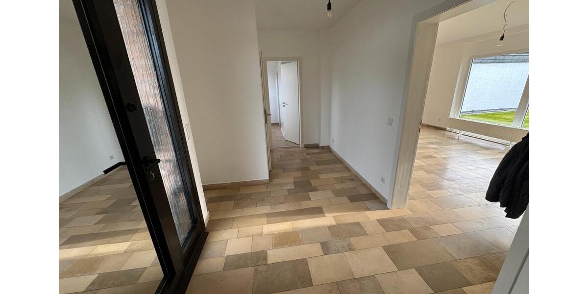 Bungalow Duisburg Essenberg - 3 Zimmer, 130 m&sup2;, 399.000&euro; | Angebot:26133233