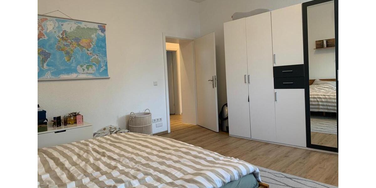 Etagenwohnung Duisburg Großenbaum - 2.5 Zimmer, 83 m&sup2;, 1.038&euro; | Angebot:26035718
