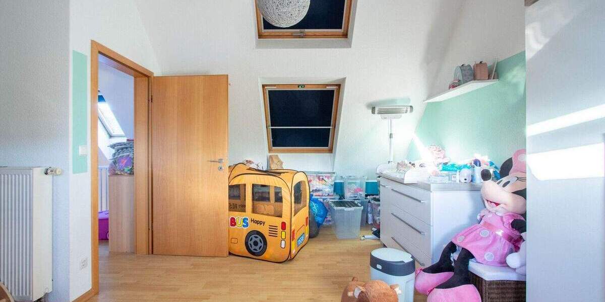 Reihenmittelhaus Bottrop Eigen - 4 Zimmer, 142 m&sup2;, 439.000&euro; | Angebot:25707079