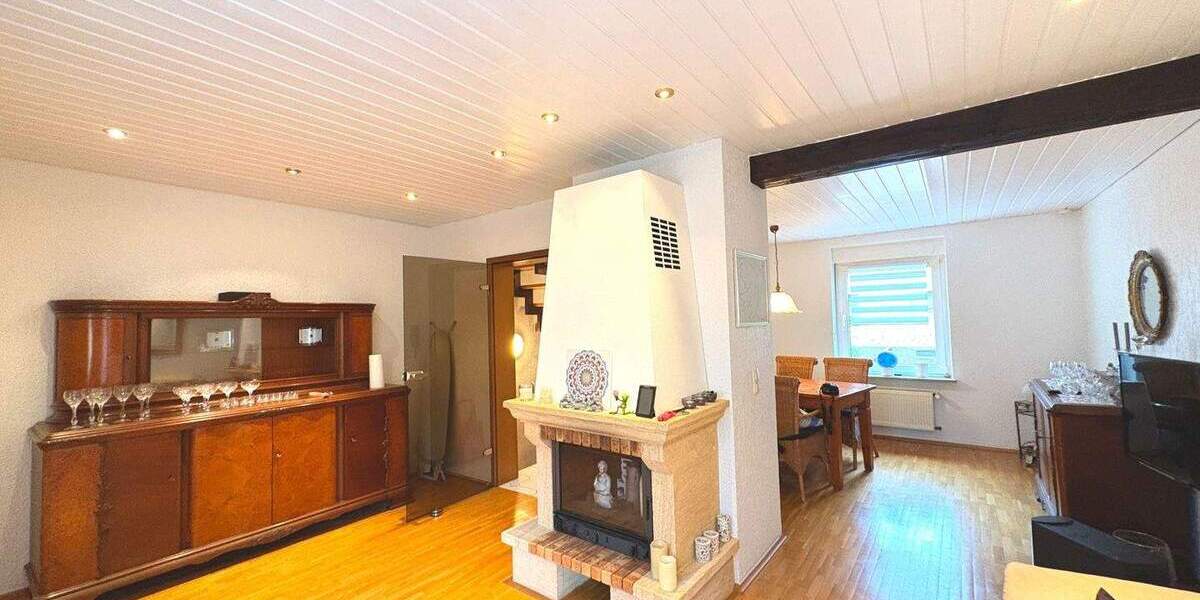 Einfamilienhaus Essen Schonnebeck - 4 Zimmer, 115 m&sup2;, 330.000&euro; | Angebot:25679215